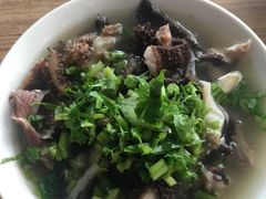 -小杨翘脚牛肉