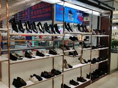 -云柏鞋业(十里堡店)