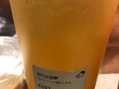 滿杯金菠蘿-喜茶(深圳东门1234店)