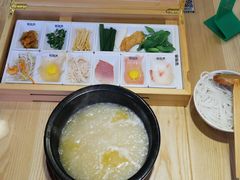 -蒙自源米线大王(昆明站店)