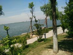 -上海滴水湖皇冠假日酒店