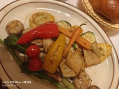 -马克西姆俄罗斯餐厅(通亚街店)