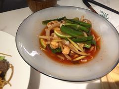 冷海鲜佐酸汤-PHO YOU粉你越南餐厅(逸天城店)