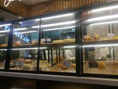 面包甜点陈列柜-萃茶师(琅西店)
