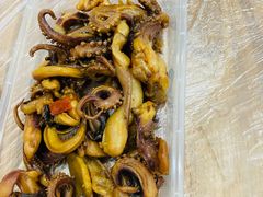 鱿鱼-蓝精灵饺子店