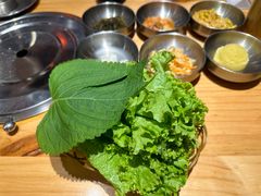 -极简·炭火烤肉主题餐厅·龙虾烧烤·烤羊排(宝龙店)