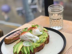 牛油果温泉蛋吐司-O'mills Sourdough Bakery&Bistro(永嘉路店)