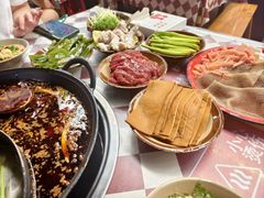 -赵美丽·重庆社区火锅·直营店(火车东站·中豪国际店)