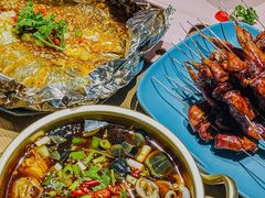 -街角等你.大连海鲜烧烤.经典铁板海鲜串(西安路店)