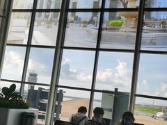 -中免(澳门机场免税店)