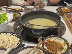-汤宴·参须肚包鸡(南京路店)