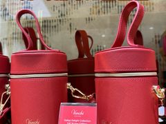 -VENCHI 闻绮(北京国贸商城店)