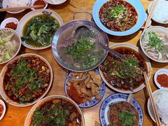 -杨三孃跷脚牛肉(美洲花园店)