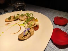 -弦月窗LUNETTE BY AMANDA(复兴路店)