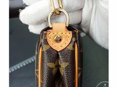 -爱革·洗衣改衣·洗鞋修鞋·洗包修包·奢侈品护理(宝地广场店)