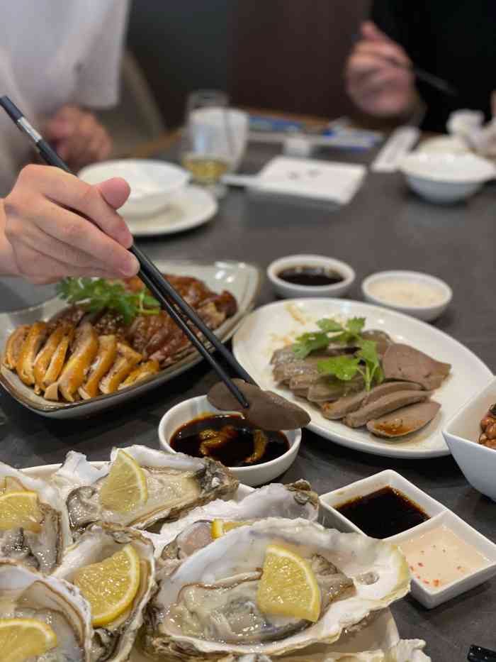 八斩鹅(凯虹店)-"逛超市的时候都会路过这家店,看着就很精致.