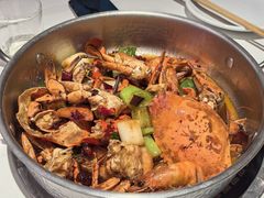 -七欣天香辣蟹火锅(闵行浦江欢乐颂店)