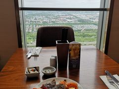 靠窗位-嘉定凯悦·咖啡厅