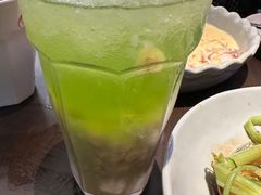 -大头虾越式风味餐厅(光明广场店)