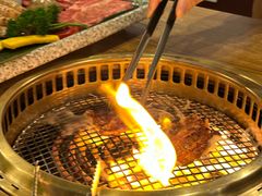 -炼火烤肉店