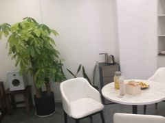 -川耳坊专业采耳馆