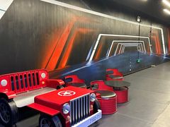 -极限PLAY运动娱乐新世界·团建派对潮玩休闲馆·室内蹦极高空游乐园