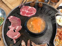 -江南猪肉商会无限续吃(弘大店)