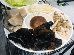 蘑菇拼盘-友乐居羊蝎子(西直门店)