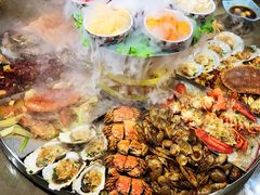 -日进一片海.生腌海鲜火锅.宵夜烧烤(三里屯总店)