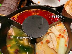 -皇城老妈·大连海鲜火锅(港湾店)