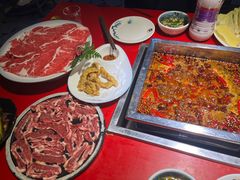 -二荆条·蜀鲜汇城市森林火锅