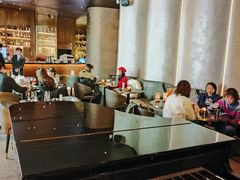-wineapp葡萄酒餐吧(外滩金融中心店)