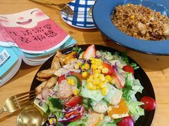 -Rabbit Cafe私房西餐甜点咖啡(栖霞路店)