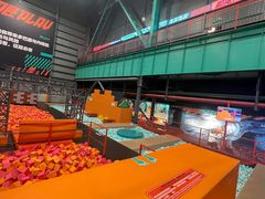 -极限PLAY运动娱乐新世界·团建派对潮玩休闲馆·室内蹦极高空游乐园
