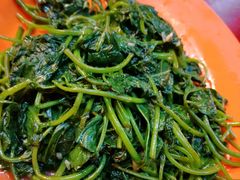 清炒番薯叶-小小饭店