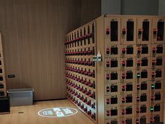 -涨巢·潮玩水疗局