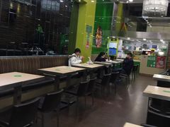 大堂-佰搭果·广式茶餐厅(西华路店)