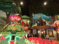 -蓝精灵乐园·世茂精灵之城主题乐园
