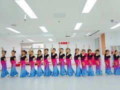 -小芳舞蹈团·少儿舞蹈·中国舞(龙江校区)