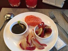 -荣誉国际酒店-云顶旋转餐厅