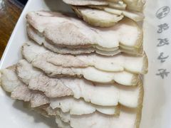 炖五花肉-桦春鹤岗小串·东北铁锅炖(左家庄店)