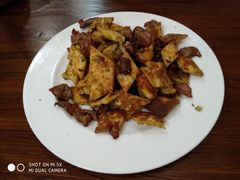馕炒肉-阿拉木汗餐厅(山大路店)