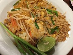 -Dang restaurant (patong phuket)