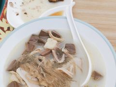 -小杨生煎(金山百联购物中心3楼店)