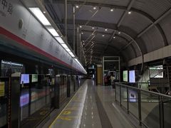 -阳澄湖中路(地铁站)