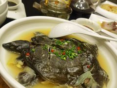 -隆江大酒店(雯婕商务楼店)