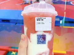 草莓卡士-春丽小马(济南恒隆广场店)