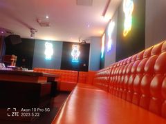 -糖果风尚KTV(犀浦店)