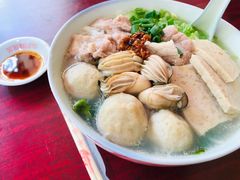 猪肉丸肉饼粿条加蚝仔-潮汕龙记·普宁肠粉