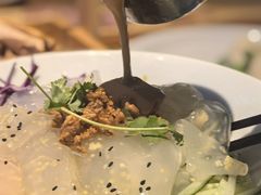-关东小磨东北菜(上海长风大悦城店)